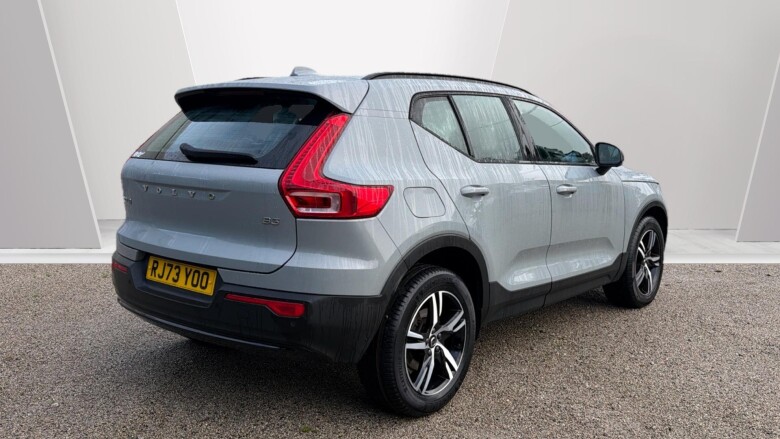 Volvo XC40 2.0 B3P Plus Dark 5dr Auto Petrol Estate